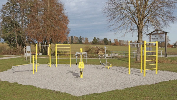 Outdoor-Sportgeräte für Schulen - DIN EN 16630 Outdoor-Fitnessgeräte